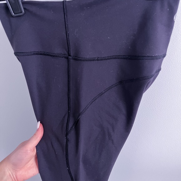LIKE NEW Lululemon Fast & Free Leggings - Picture 3 of 7